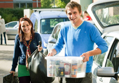 Students unloading car